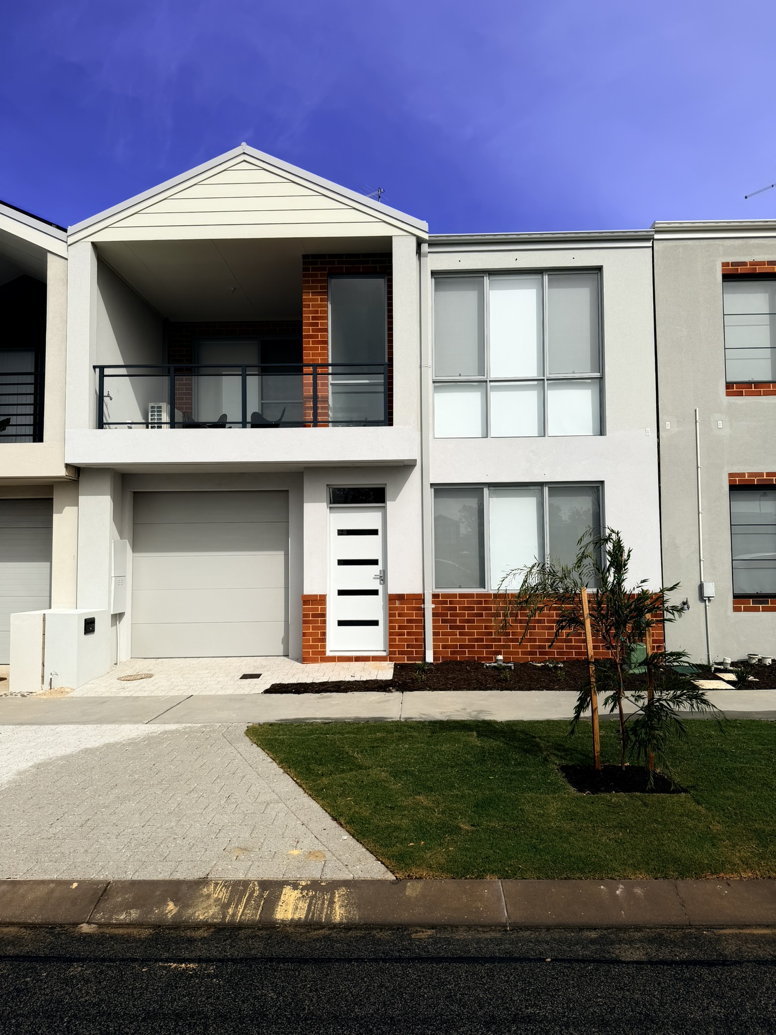 117 Hesperia Parade, ELLENBROOK, WA 6069 3 117 Hesperia Parade, ELLENBROOK, WA 6069
