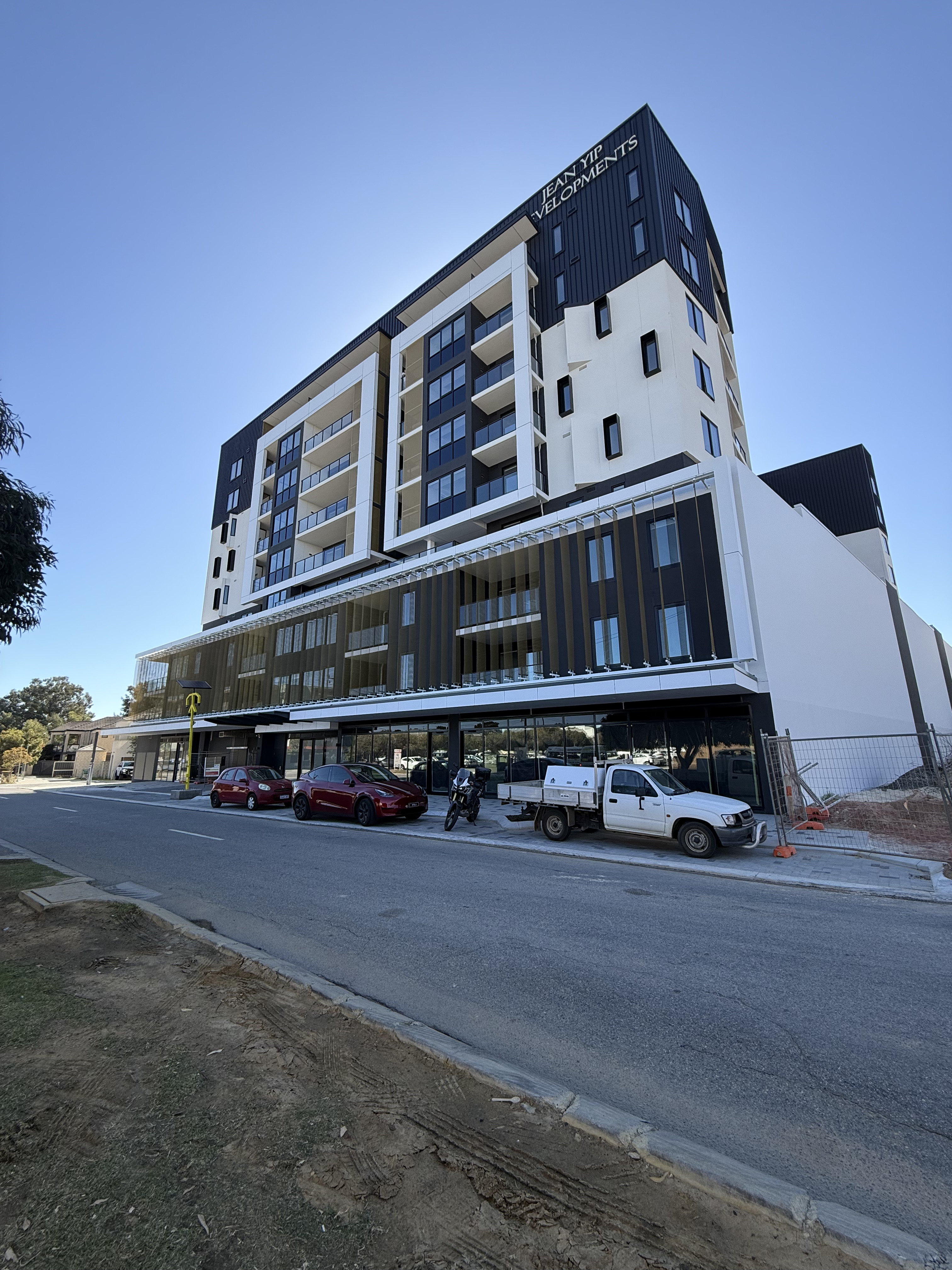701/14 Leila Street, CANNINGTON, WA 6107 8 701/14 Leila Street, CANNINGTON, WA 6107